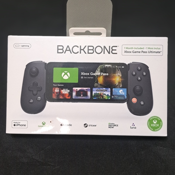 Black Gaming Controller for iPhone - Picture 1 of 2